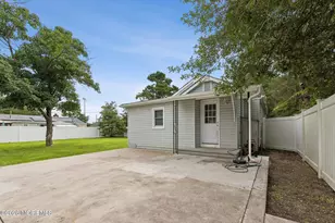 1404 Earie Way, Forked River, NJ 08731 - Photo 5