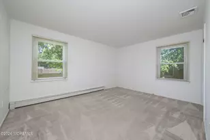 300 Beechmont St, Toms River Township, NJ 08757 - Photo 17