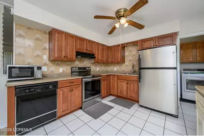300 Beechmont Street, Toms River Township, NJ 08757 - Photo 13