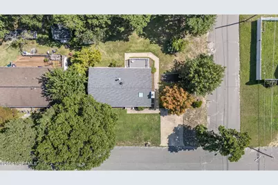 300 Beechmont Street, Toms River Township, NJ 08757 - Photo 31