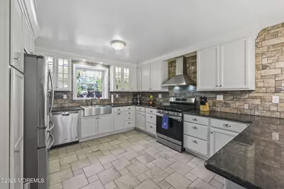 3 Elizabeth Terrace, Neptune Township, NJ 07753 - Photo 5