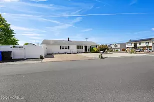 774 Nassau Dr, Toms River Township, NJ 08753 - Photo 3