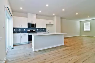 39 Baybreeze Dr, Waretown, NJ 08758 - Photo 15
