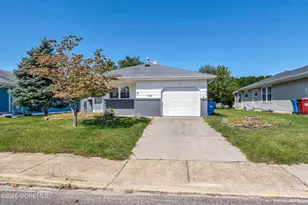 5 Kinsale St, Toms River Township, NJ 08757 - Photo 1