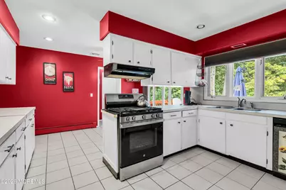 5 Princeton Street, Red Bank, NJ 07701 - Photo 11