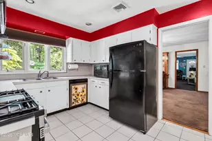 5 Princeton St, Red Bank, NJ 07701 - Photo 9