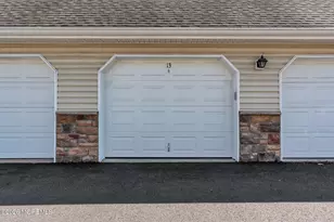 712 Mill Pond Wy, Eatontown, NJ 07724 - Photo 27