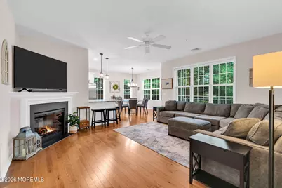 712 Mill Pond Way #112, Eatontown, NJ 07724 - Photo 5