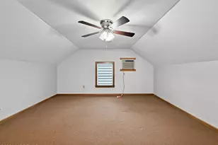 733 Schuyler Ave, Lyndhurst Township, NJ 07071 - Photo 31