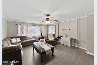 733 Schuyler Avenue, Lyndhurst Township, NJ 07071 - Photo 11