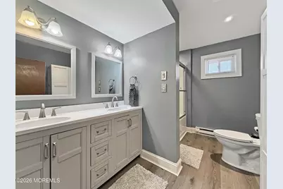 733 Schuyler Avenue, Lyndhurst Township, NJ 07071 - Photo 9