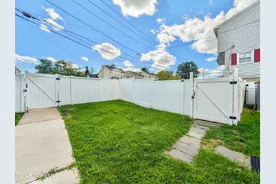 733 Schuyler Avenue, Lyndhurst Township, NJ 07071 - Photo 39