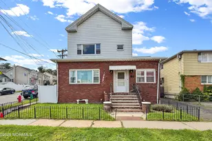 733 Schuyler Ave, Lyndhurst Township, NJ 07071 - Photo 1