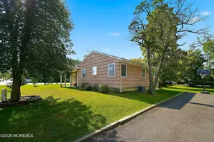 52 Greenwood Rd, Morganville, NJ 07751 - Photo 17
