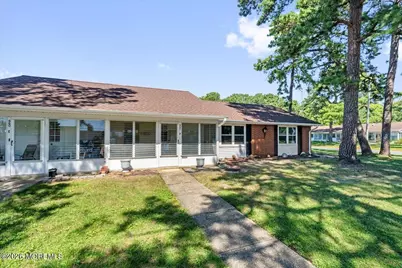 660D Plymouth Drive, Lakewood, NJ 08701 - Photo 21