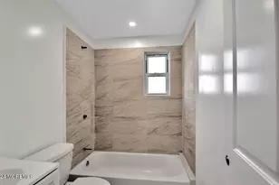 192 W 5th St, Howell Township, NJ 07731 - Photo 5