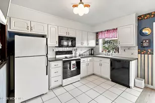 30 E Lincoln Ave, Atlantic Highlands, NJ 07716 - Photo 9