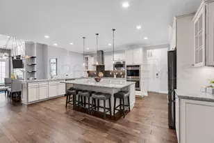 7 Foulks Ter, Lincroft, NJ 07738 - Photo 9