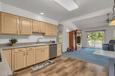 220 Mizzen Avenue, Manahawkin, NJ 08050 - Photo 15