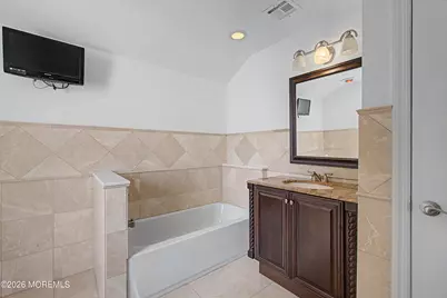 10 Campo Lane, Hazlet Township, NJ 07730 - Photo 29