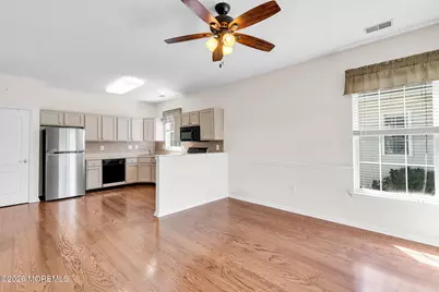 46 Goldensprings Drive, Lakewood, NJ 08701 - Photo 15