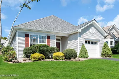46 Goldensprings Drive, Lakewood, NJ 08701 - Photo 3
