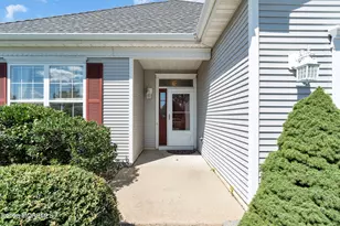 46 Goldensprings Dr, Lakewood, NJ 08701 - Photo 7