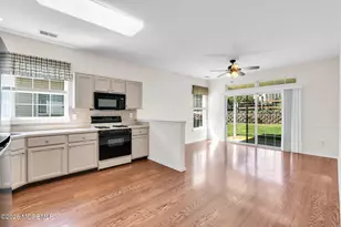 46 Goldensprings Dr, Lakewood, NJ 08701 - Photo 17