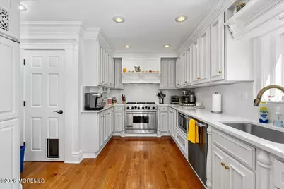 102 Middletown Road, Holmdel, NJ 07733 - Photo 9