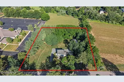 102 Middletown Road, Holmdel, NJ 07733 - Photo 3