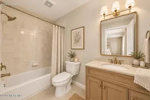 87 E Parsonage Way, Manalapan Township, NJ 07726 - Photo 17