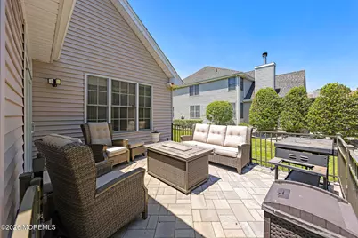 87 E Parsonage Way, Manalapan Township, NJ 07726 - Photo 19