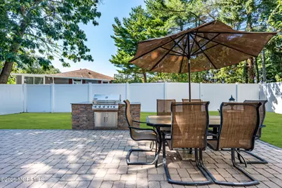 915 Lynn Avenue, Point Pleasant, NJ 08742 - Photo 5