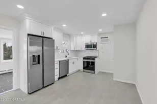 552 Ridgeway Ave, South Amboy, NJ 08879 - Photo 9