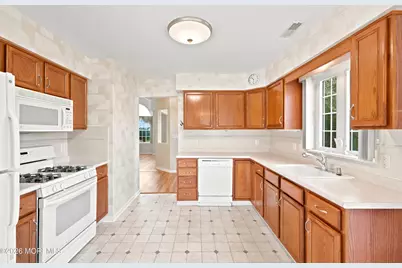 29 N Baker Drive, Jackson, NJ 08527 - Photo 9