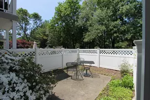 102 Secretariat Ct, Tinton Falls, NJ 07724 - Photo 3