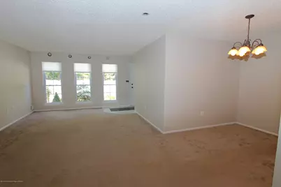 102 Secretariat Court, Tinton Falls, NJ 07724 - Photo 9