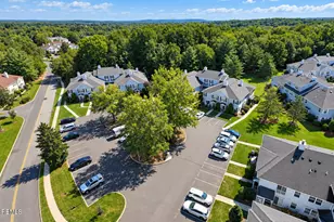 733 Snowdrop Ct, Morganville, NJ 07751 - Photo 19