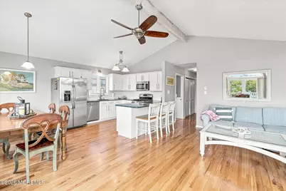 256 W 10th Street, Ship Bottom, NJ 08008 - Photo 9