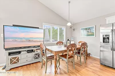256 W 10th Street, Ship Bottom, NJ 08008 - Photo 11