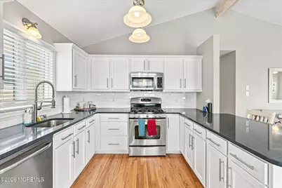 256 W 10th Street, Ship Bottom, NJ 08008 - Photo 13