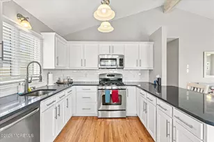 256 W 10th St, Ship Bottom, NJ 08008 - Photo 13