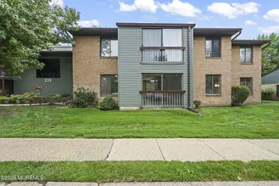 233 Medford Court #E, Manalapan Township, NJ 07726 - Photo 1