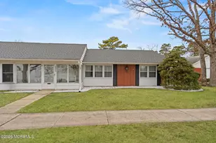 646B Plymouth Dr, Lakewood, NJ 08701 - Photo 5