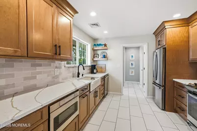 622 E Longport Avenue, Ocean Gate, NJ 08740 - Photo 9