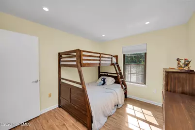 417 Wellington Place, Matawan, NJ 07747 - Photo 23