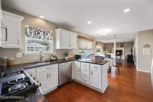 31 Kentucky Dr, Hazlet Township, NJ 07730 - Photo 13