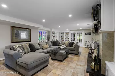 21 Cameron Court, Freehold, NJ 07728 - Photo 13