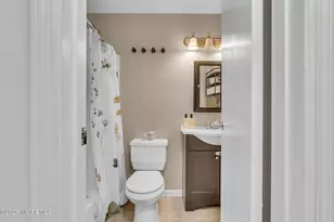 21 Jahn St, Keansburg, NJ 07734 - Photo 13