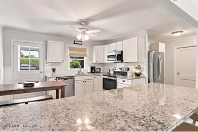 1012 Barton Avenue, Point Pleasant, NJ 08742 - Photo 5